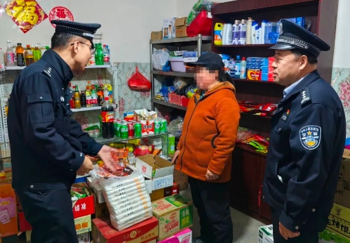 太原娄烦：商户遭遇年审营业执照诈骗  民警及时上门按下“止损键”