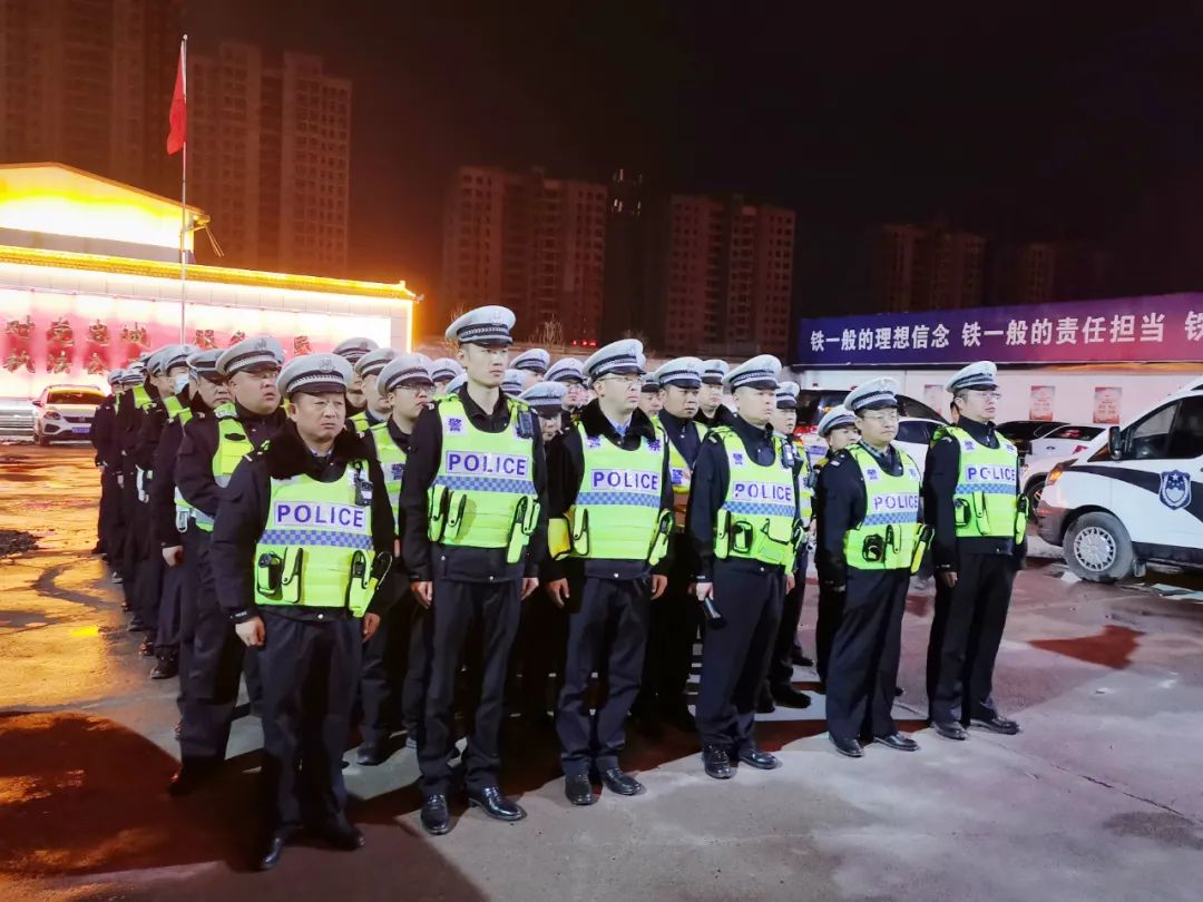 清明“警色” 长治壶关公安如约坚守