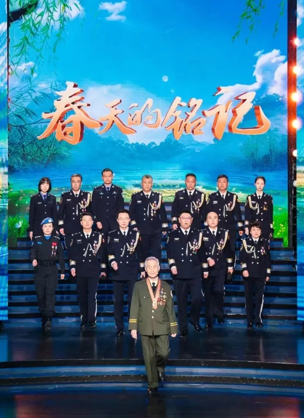 【致敬缅怀奋进】收看《春天的铭记》后，他们这样说！