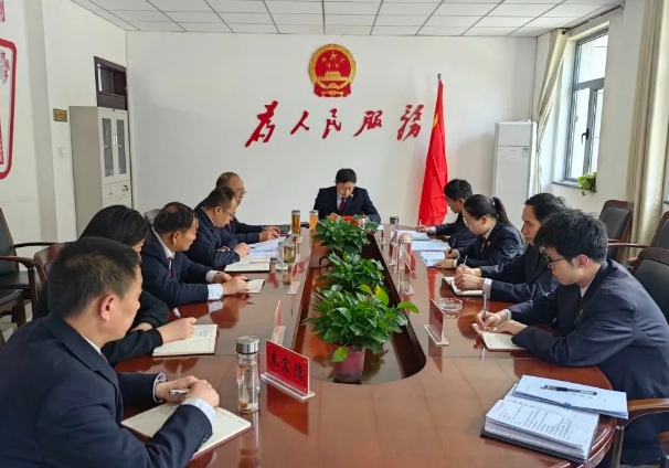 长治平顺县人民检察院召开党组理论学习中心组（扩大）学习会