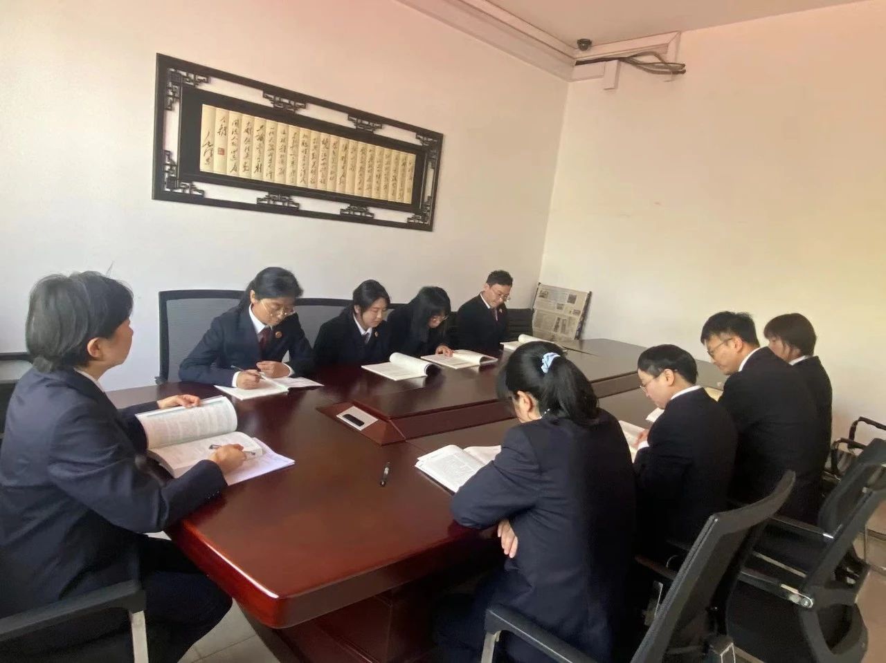 长治潞城区人民检察院开展“读书明心智 书香润检魂”读书活动