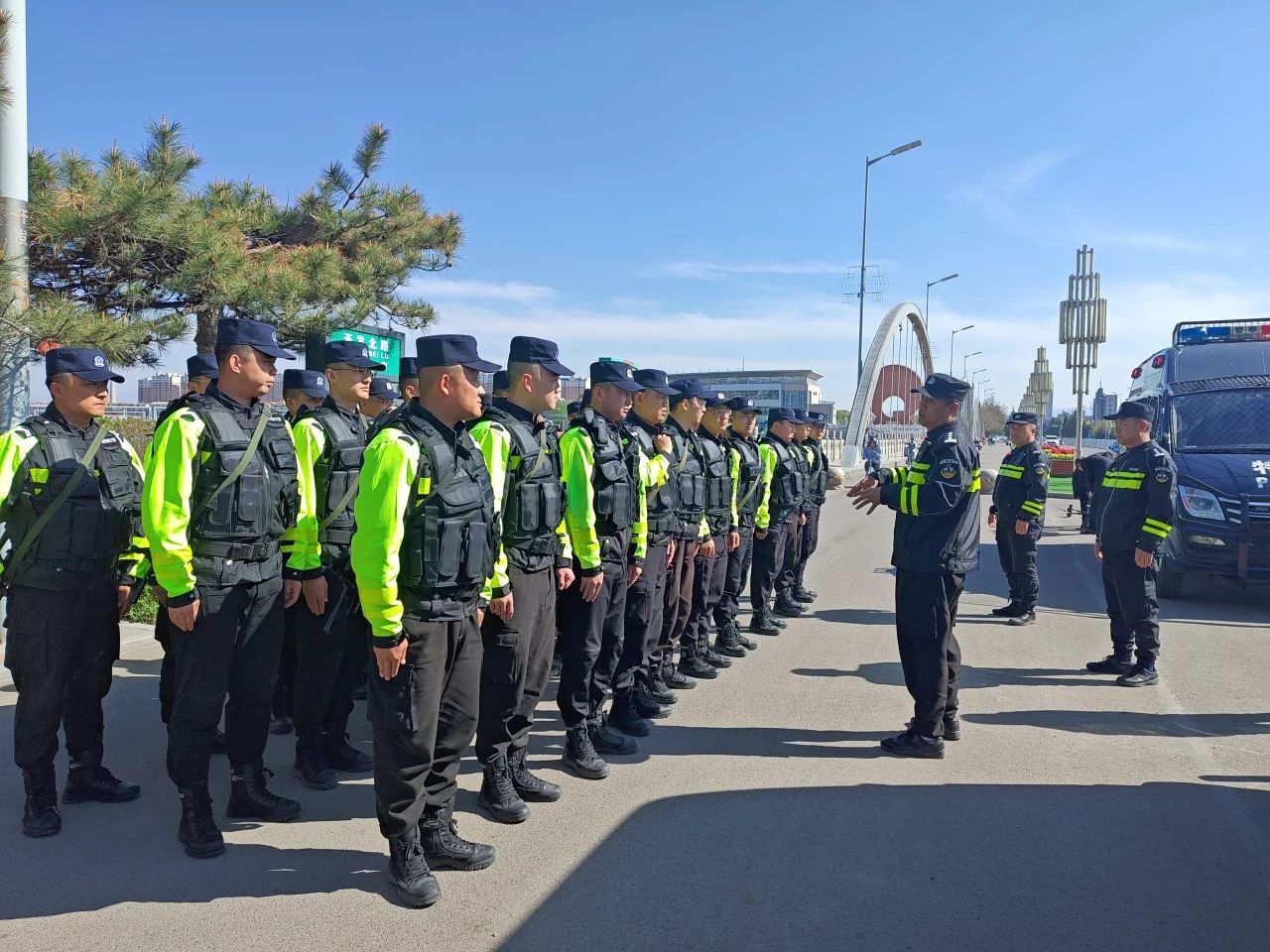【厉兵秣马锻精兵】朔州市公安局巡特警支队开展武装越野拉练