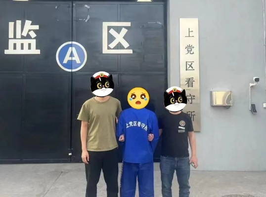 【拍案惊奇】蟊贼“全副武装” 难逃民警“火眼金睛”！