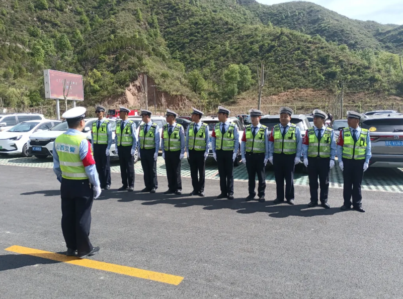 【节日我在岗】当“五一”遇上“藏蓝”