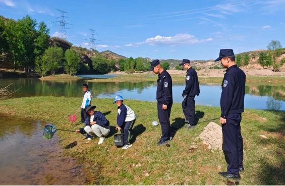 紧绷安全弦  巡河不停歇——太原娄烦县杜交曲派出所开展巡河巡查