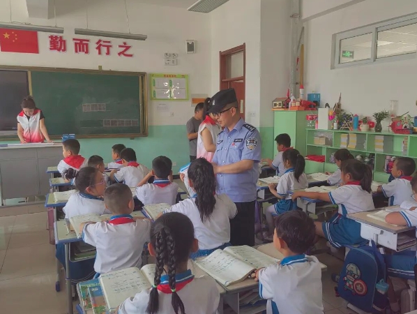 长治武乡：“禁毒+反诈”齐宣传   守护净土筑平安