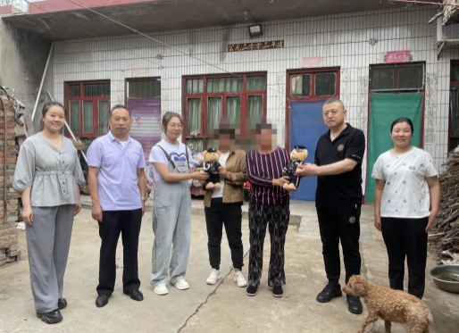运城平陆县公安局开展结对关爱困境儿童志愿服务活动