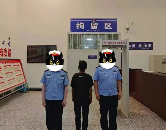 【拍案惊奇】缺德！功德箱里偷“功德”