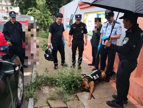 太原娄烦：网友见面丢项链  警犬助力神破案！