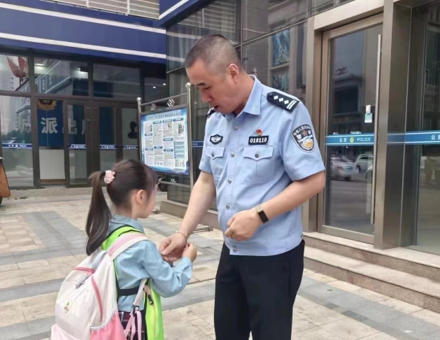 端午安康，致敬警察叔叔！