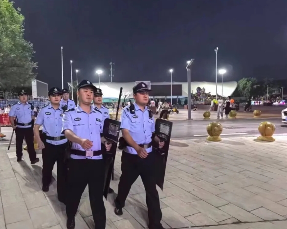 长治公安：清凉夏夜，有我们守护！