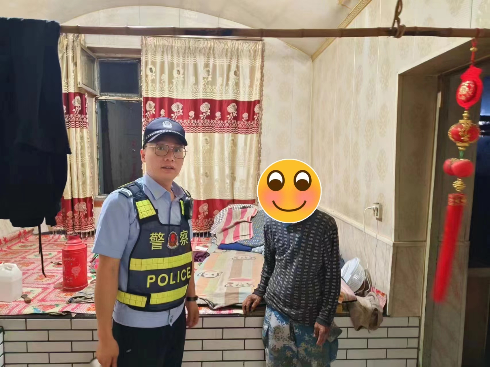 张兰.jpg 张兰.jpg