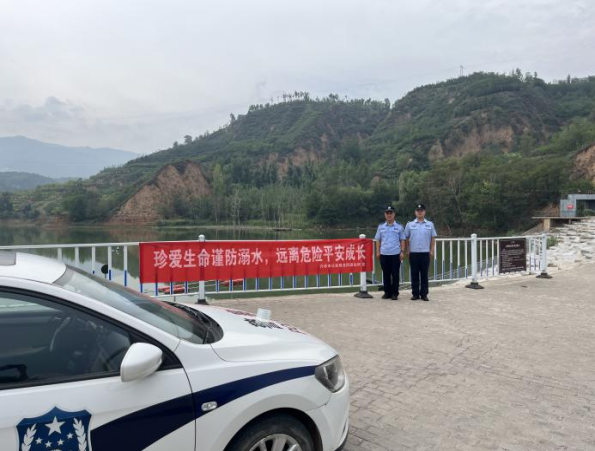 晋中介休公安龙凤所开展防溺水巡查宣传活动