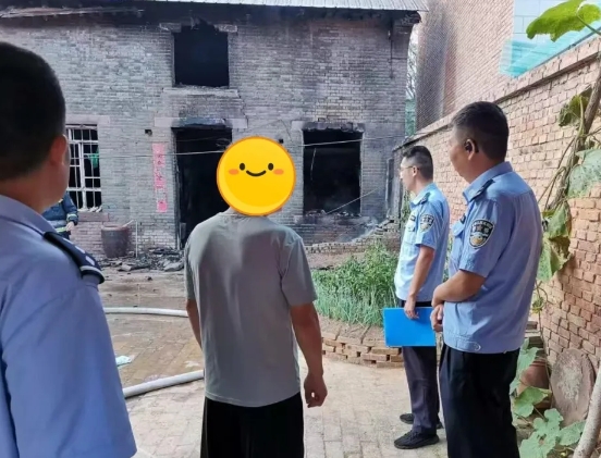 长治长子县公安：“警”急救援！民警秒变“救火卫士”