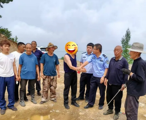 齐心协力！长治壶关警民合力救助晕倒游客