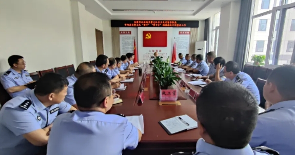 吕梁：王文奇同志赴中阳交警大队督导检查近期重点工作