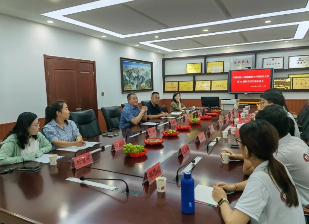 吕梁石楼：法检联合法大研支团交流座谈  让青春与法“零距离”