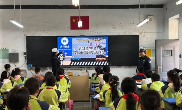 长治壶关：交通安全进校园，敲响交通安全“上课铃”