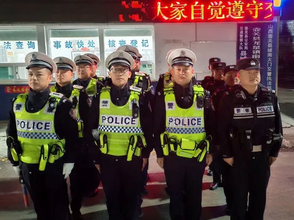 “以身试法”！同一地点15分钟内两名司机饮酒驾车被查