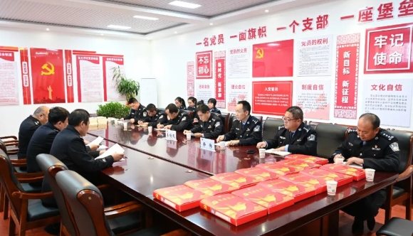 临汾安泽县公安局开展“四强”党支部建设暨基层党建互比互鉴活动