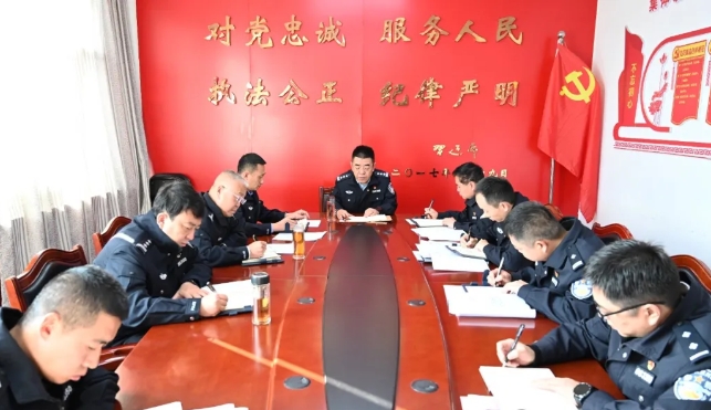临汾安泽县公安局召开党委会议