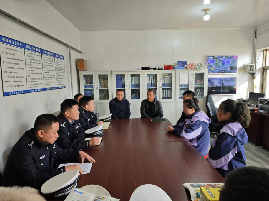 吕梁公安：加强交通安全教育  筑牢校园平安防线