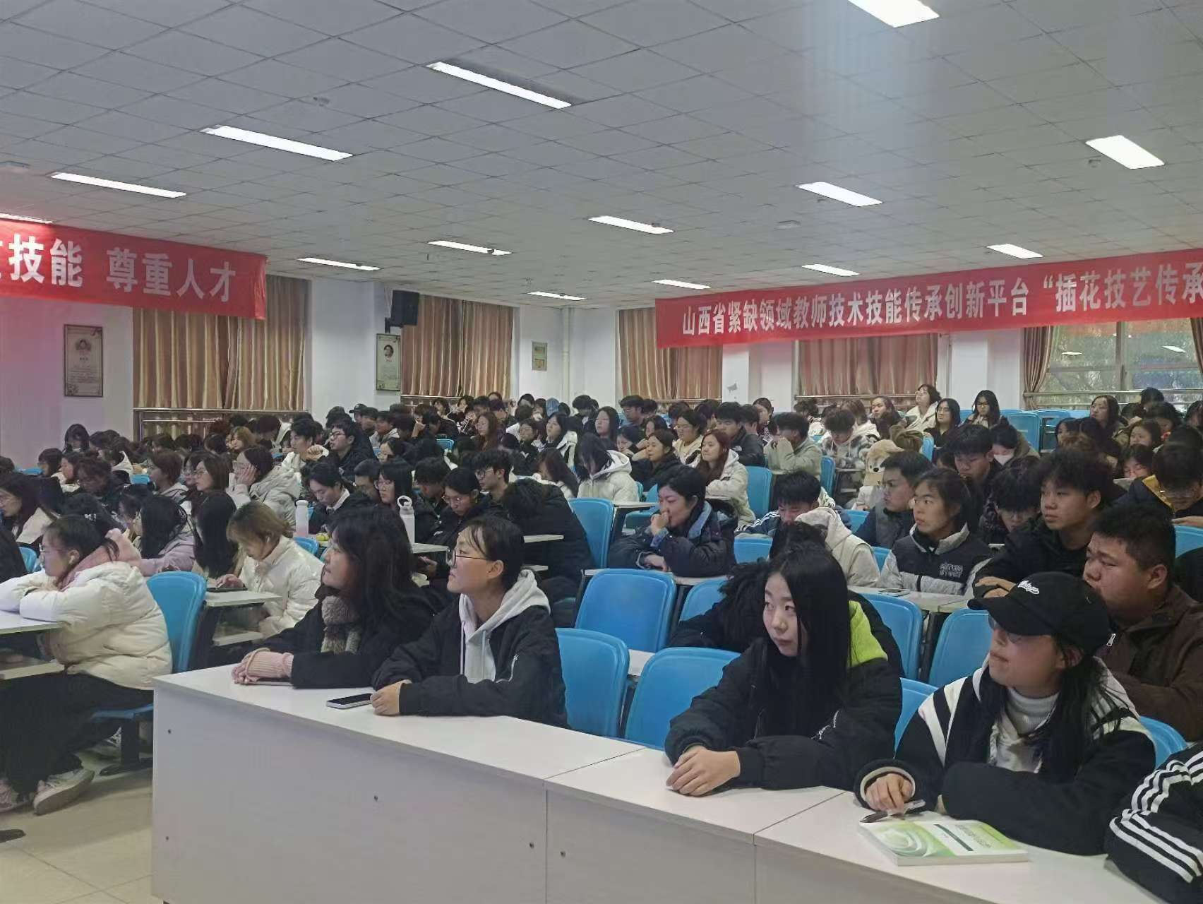微信图片_20241125121354.jpg 微信图片_20241125121354.jpg