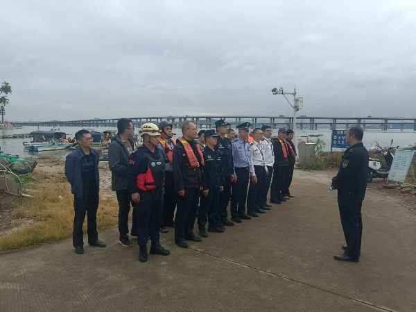 厦门海洋与渔业综合执法支队：持续深化“一查两严管”集中拆解“三无”船舶