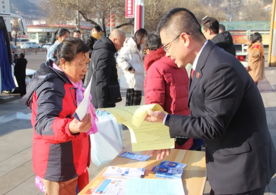 晋中灵石县人民检察院积极开展“宪法宣传周”系列活动之普法宣传