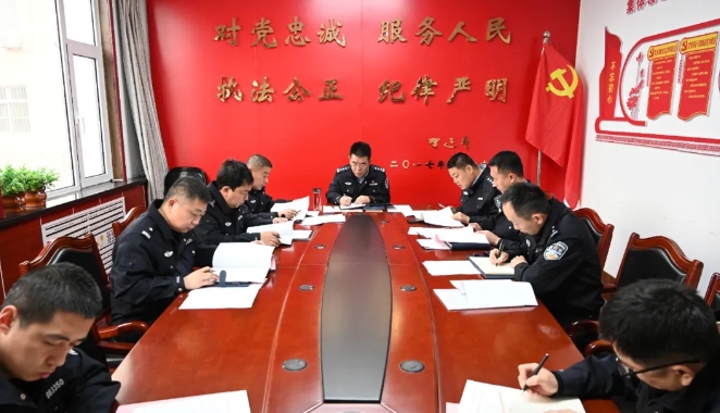 临汾安泽县公安局召开第十五次党委理论学习中心组学习会议