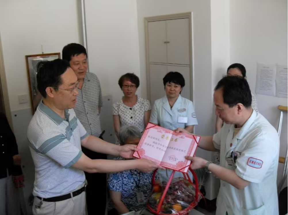 张志刚事迹报道之二稿527.png