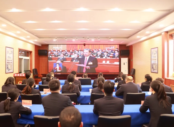 太原娄烦县检察院组织干警收看十四届全国人大三次会议开幕会