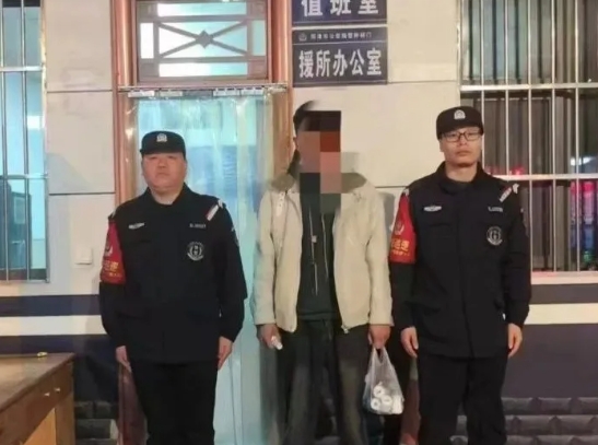 运城河津：巡逻大队雷霆出击  黄色广告无处遁形