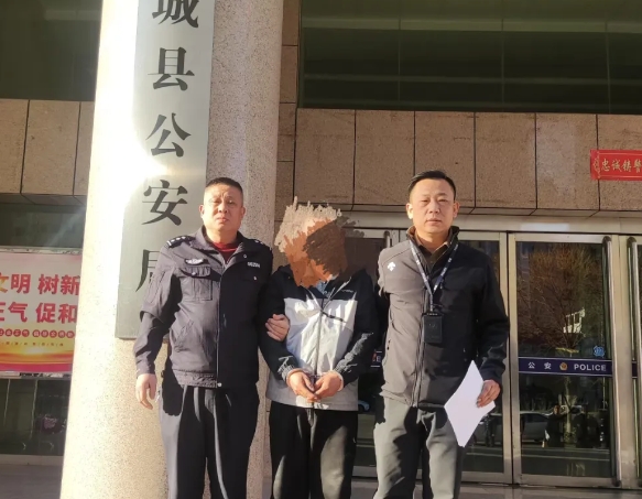 吕梁交城：逃犯回乡躲藏，民警温情劝投解心结