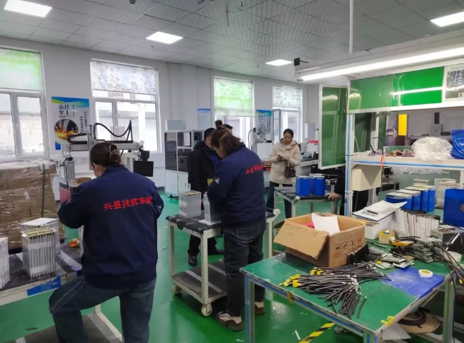 吕梁兴县中小企业服务中心深入拟股份制改造企业调研
