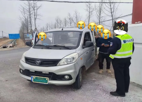 货厢当客厢？货车违法载人“驶”不得