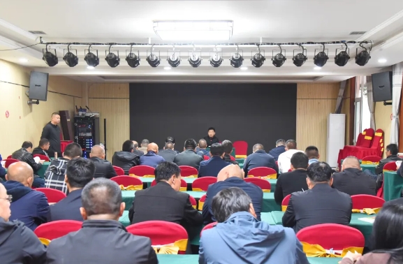 吕梁临县举办香菇种植技术培训会