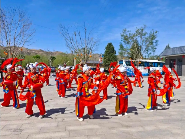 吕梁临县开阳村“五一”假期人气爆棚，文旅融合绽放新活力