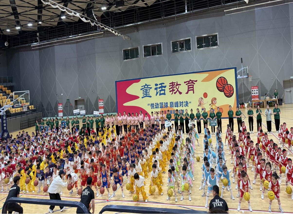 太原万柏林区长风西街街道：小小篮球梦  熠熠童年光
