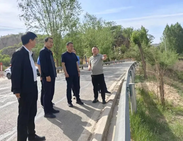 吕梁石楼检察：“河湖长+检察长”巡河护水，助力黄河流域综合治