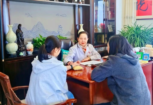 太原小店区李立格中医综合诊所：三十载药香暖人间