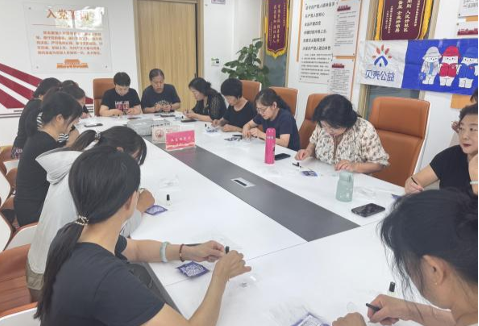 太原万柏林区南寒街道：螺钿遗韵入玉园  巧手匠心承非遗