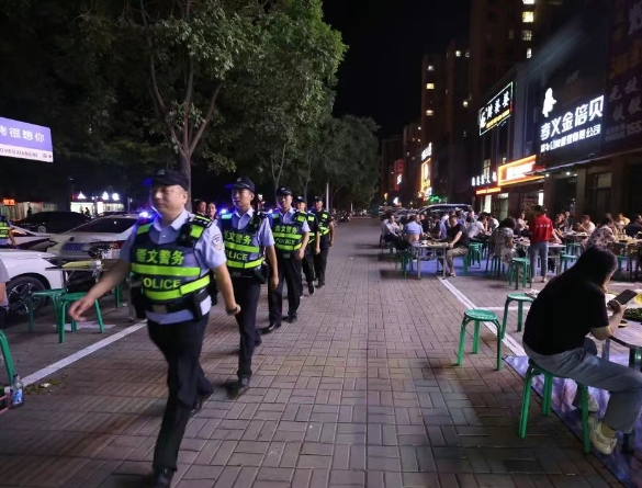 吕梁孝义市公安局崇文派出所：主防构筑“连心桥” 联调擘画“枫