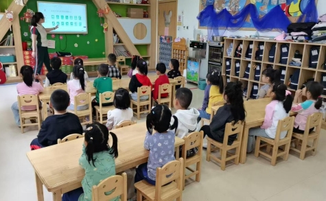 太原万柏林区长风西街街道：小小萌娃学消防  社区护航“童”成