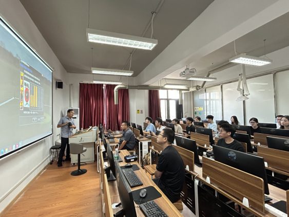 湖北武汉：科技启航  共育英才  