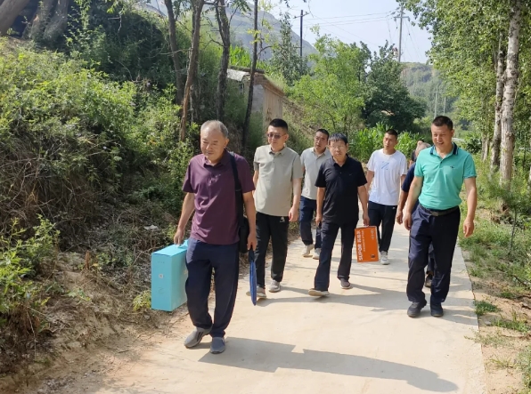 吕梁市爱国拥军促进会联合市县退役军人事务局在石楼县开展"八一&quot