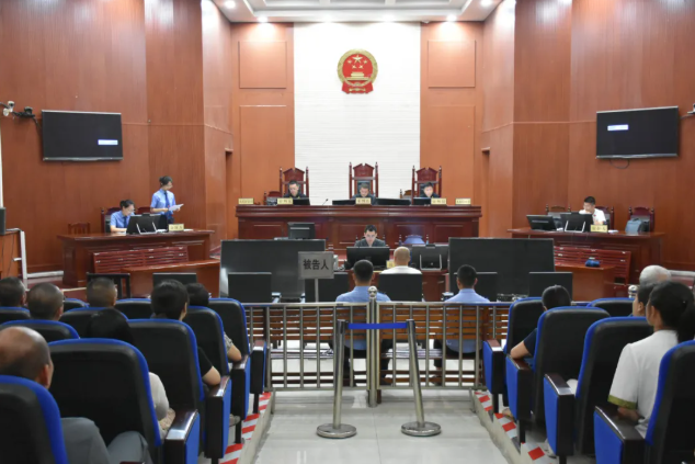 忻州市忻府区法院联合多家单位开展职务犯罪旁听警示教育活动