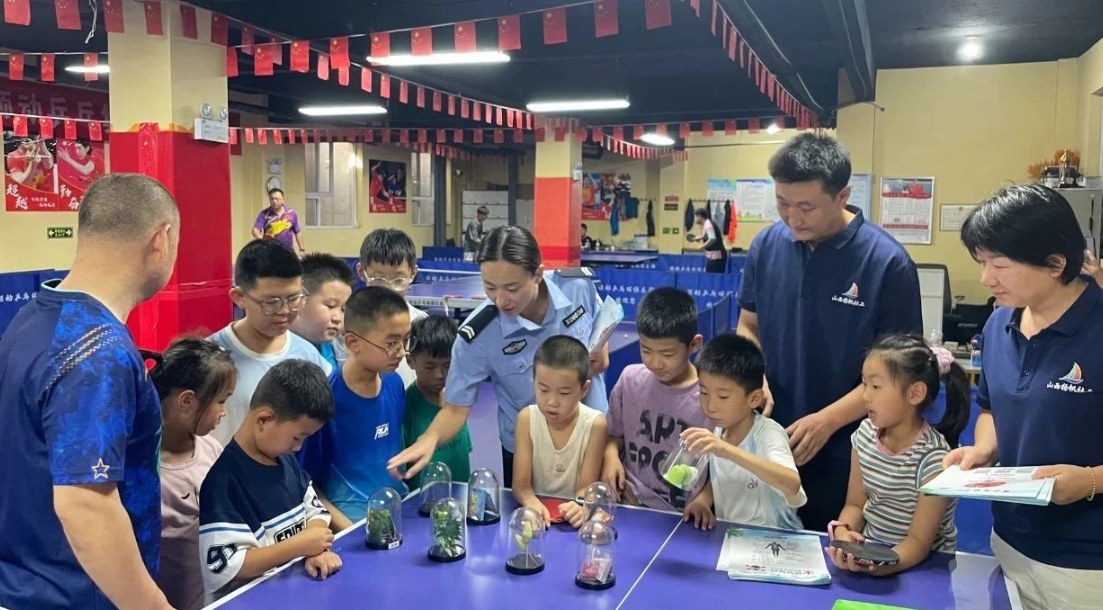 临汾安泽公安：青春无毒  护航未来