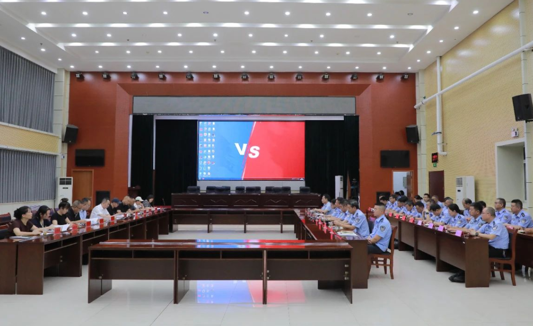 运城河津市人大常委会视察河津市公安局社会治安综合治理防控体系建设工作