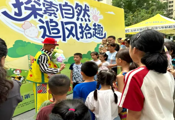 真·吃瓜大赛！太原尖草坪区汇丰街道富融社区解锁夏日邻里欢乐时光